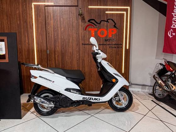 SUZUKI BURGMAN i SUZUKI BURGMAN i